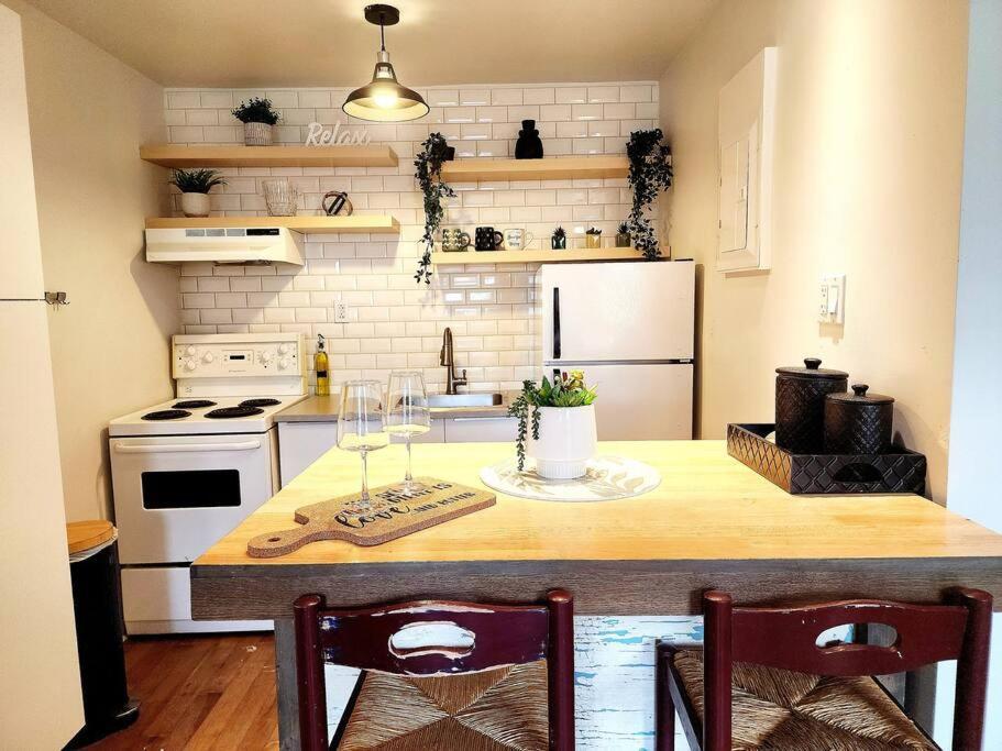 Loft Bien Situe Pour Decouvrir Vieux-quebec! Apartment *